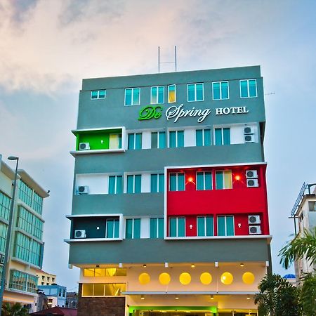 De Spring Hotel Kuantan Exterior photo